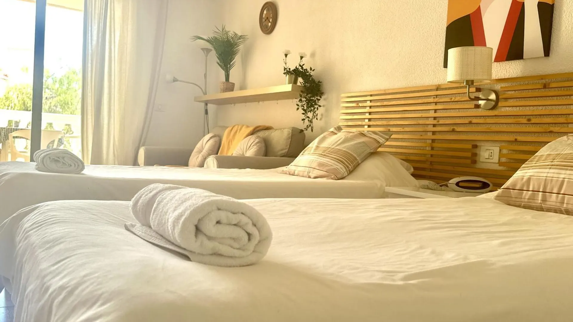Sunny View Los Cristianos إسبانيا
